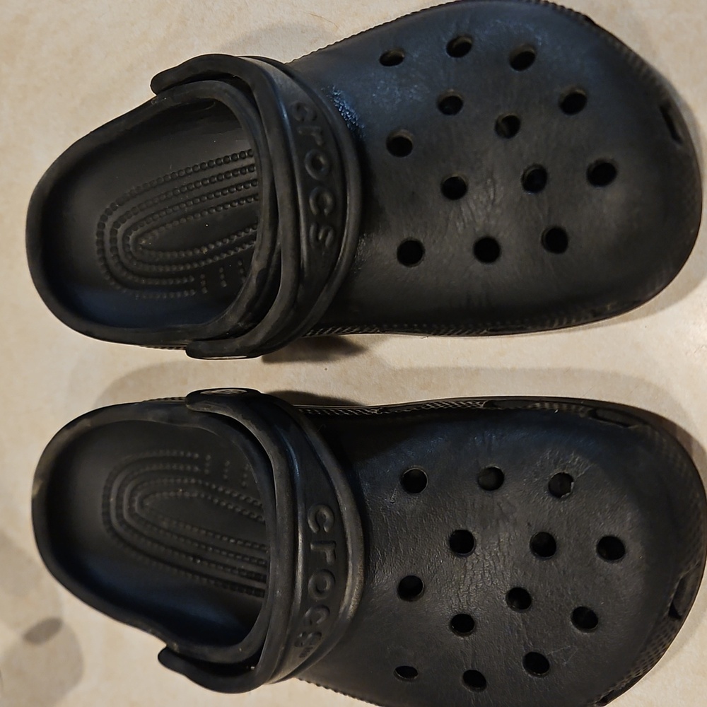 Crocs